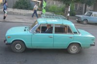 Je roule en Lada